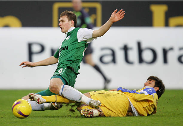 足以引发全 足以引发全