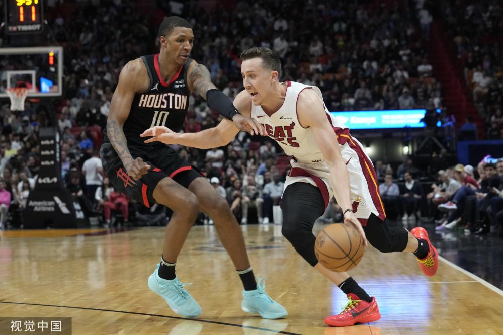 姆巴佩：德尚是法国足球的丰碑，我们球衣上的两颗星都有他的功劳