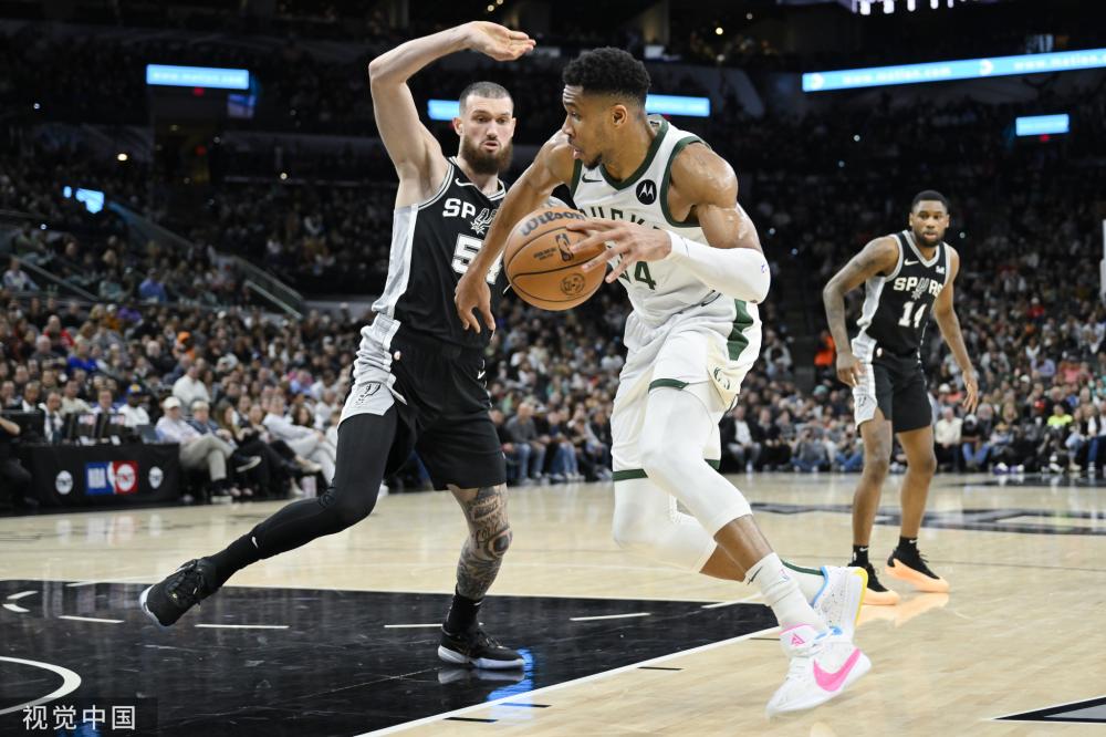 体育艾克森或加盟格雷米奥